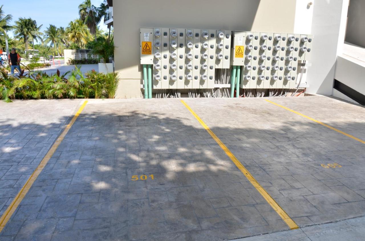 Takh Sea View Apartment Cancún Exteriör bild